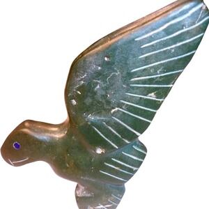 Ralph Brown Inuit Green Soapstone Eagle Bird Figurine Totem 1991 Hand Carved